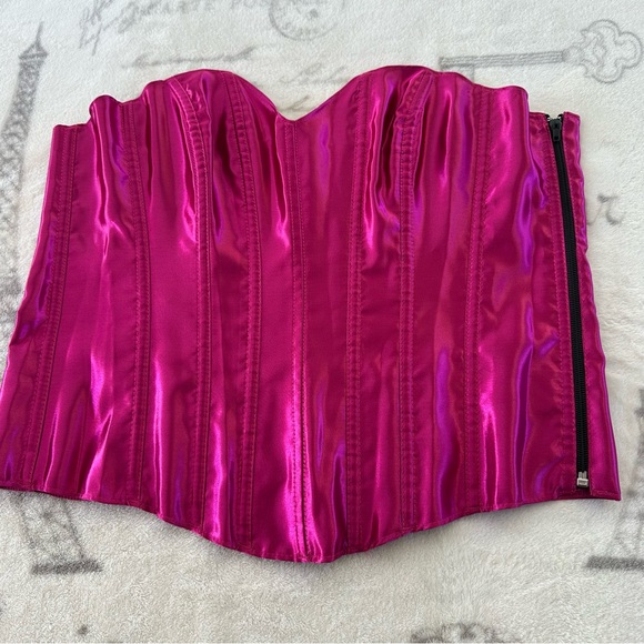 Tesa Vibrant Pink Satin Corset Top size 36. 
SKU 149. - Picture 1 of 7